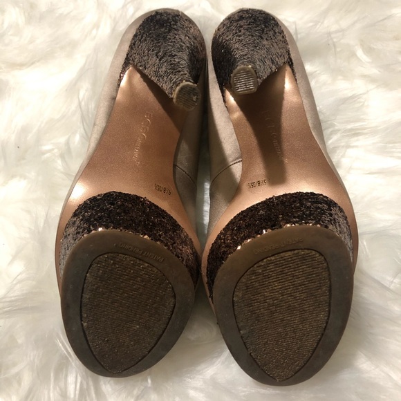 BCBG Generation Glitter Heels 5 1/2 NWOT - Picture 3 of 5